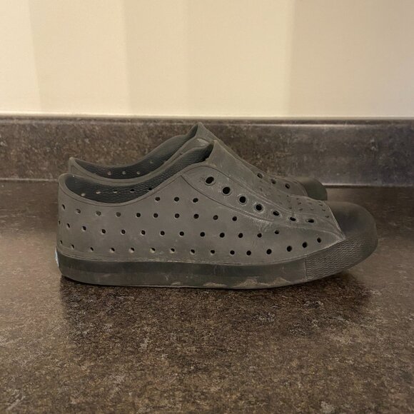 Native Jefferson - Jiffy Black - Size 3Y - Picture 2 of 7